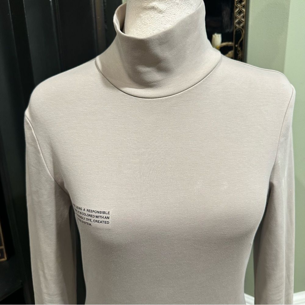 PANGAIA Long Sleeve Turtleneck Top – Size M - Picture 2 of 11